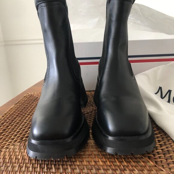 Moncler Gigi Lug Sole Chelsea Womens Boot - Picture 2 of 16